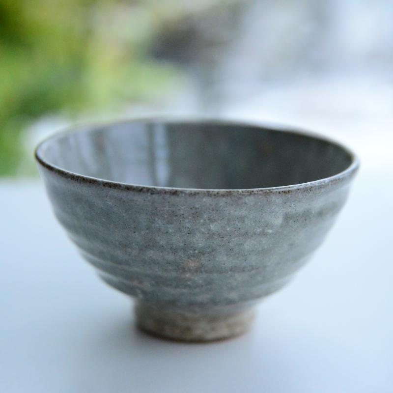 Matcha shell, gray-white glazed