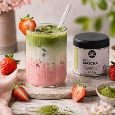 Erdbeer-Matcha Latte