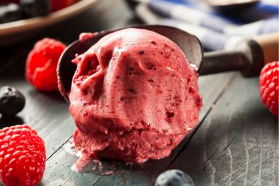 Himbeer-Protein-Eis mit Topfen