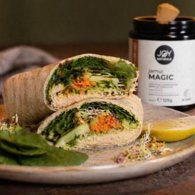 Wraps on the Run mit Spinat, Petersilienpesto und Bohnencreme