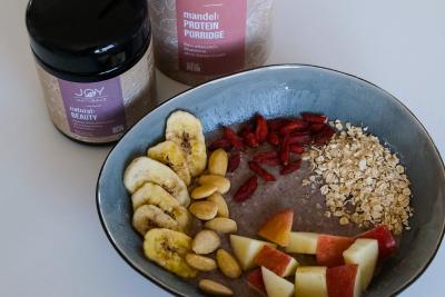 Crispy Mandel Protein Porridge mit natural:BEAUTY