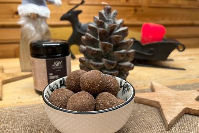 Festliche no:COFFEE Energiekugeln mit Edelkakao - besonders geeignet bei hohem Lung (Wind) 
